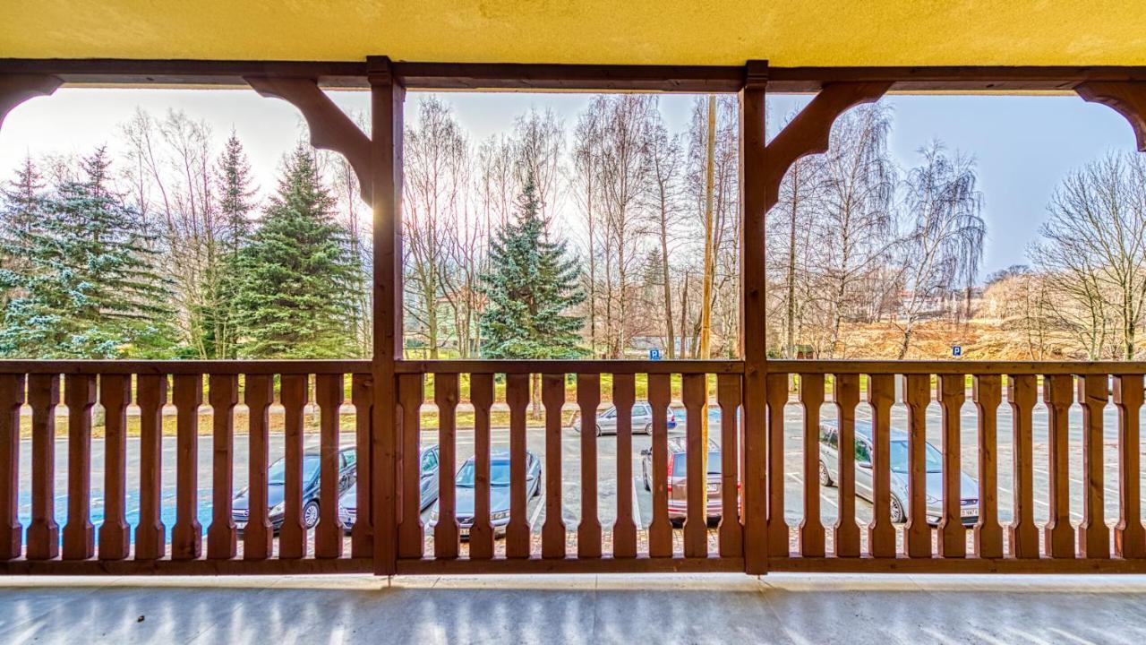 Kwarc G2 - Apartament Rodzinny - Prywatna Sauna Сверадув-Здруй Экстерьер фото
